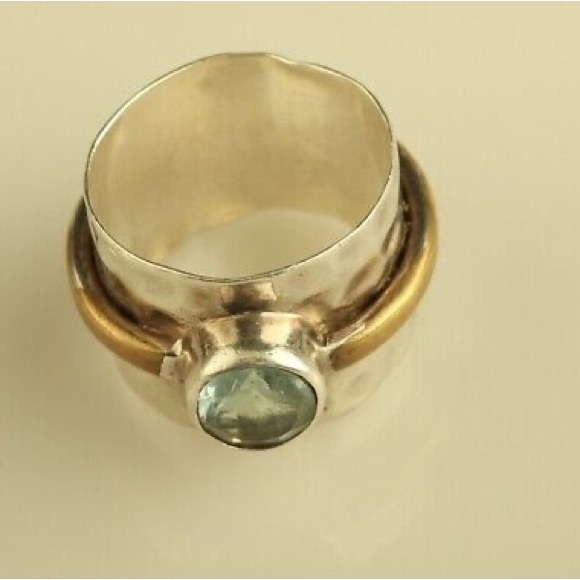 Topaz gem stone aquamarine hammered silver and brass ring - Picture 3 of 15